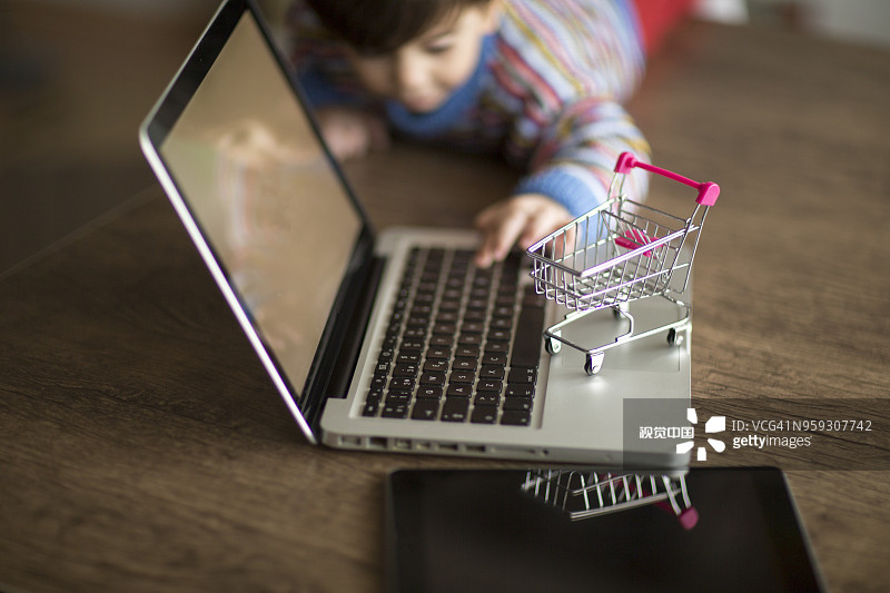 关键词优化的难易因素